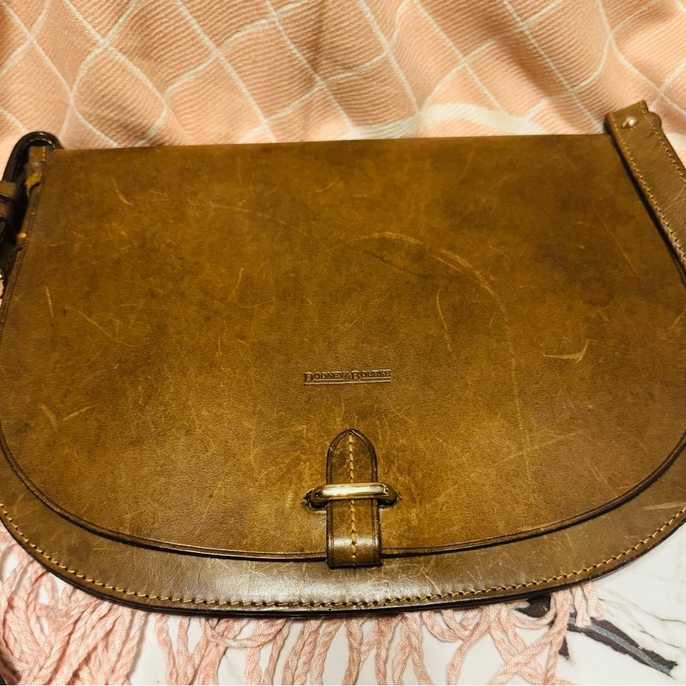 Dooney & Bourke Tan Leather Crossbody Bag